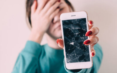 SMARTPHONE INSURANCE : PEACE OF MIND FOR THE ACCIDENT PRONE