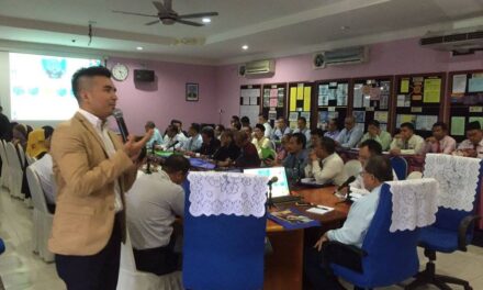 CFM POCKET TALK AT MANJUNG DISTRICT EDUCATION OFFICE, PERAK